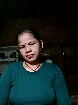 Snapshot of Pooja_sahu chatting on February 27, 4:29 pm Pooja sahu online show from February 27, 4:29 pm