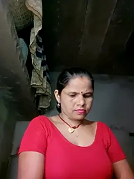 Snapshot of Pooja_sahu chatting on July 19, 2:10 pm Pooja sahu online show from July 19, 2:10 pm