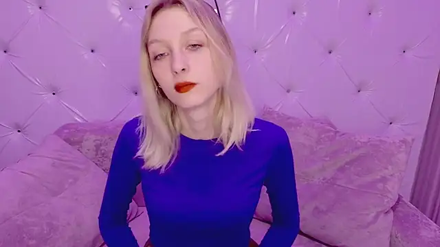 Snapshot of Akiro_Kim7 chatting on February 10, 1:43 am Akiro Kim7 online show from February 10, 1:43 am