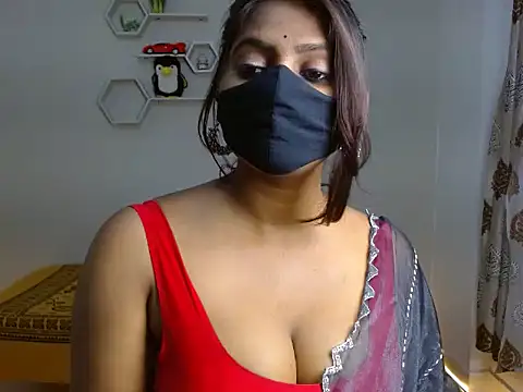 Snapshot of Hotginni4 chatting on June 13, 5:11 pm Hotginni4 online show from June 13, 5:11 pm