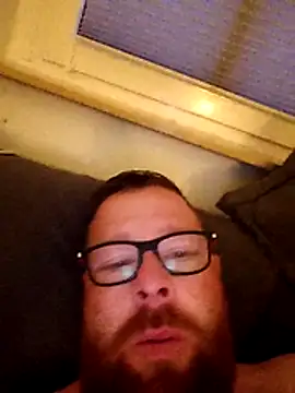 Snapshot of Schaschi_90 chatting on May 6, 6:57 pm Schaschi 90 online show from May 6, 6:57 pm
