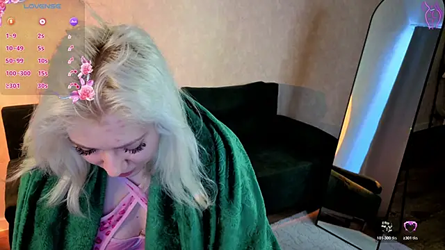 Kate Krose online show from March 13, 1:23 am