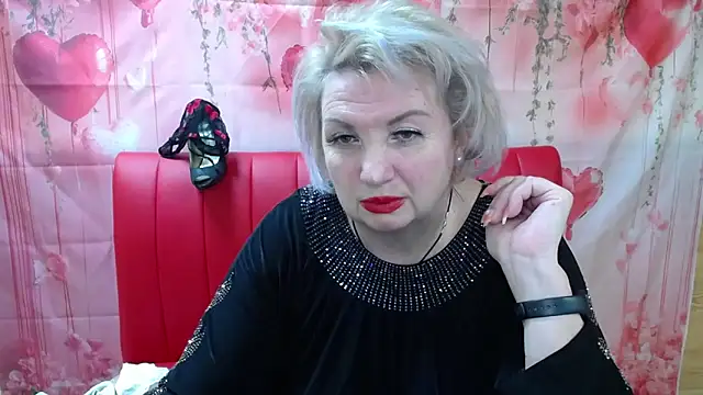 Snapshot of RenataDaster chatting on April 18, 7:58 pm RenataDaster online show from April 18, 7:58 pm