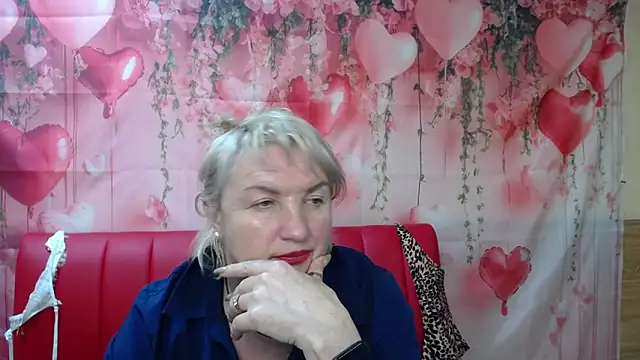 Snapshot of RenataDaster chatting on May 29, 11:14 pm RenataDaster online show from May 29, 11:14 pm