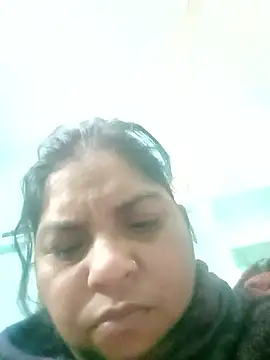 Snapshot of Rajni248096 chatting on February 3, 2:53 am Rajni248096 online show from February 3, 2:53 am