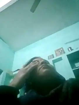 Snapshot of Rajni248096 chatting on March 1, 9:50 pm Rajni248096 online show from March 1, 9:50 pm