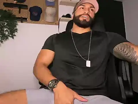 Snapshot of SamDornan51 chatting on March 1, 2:02 am SamDornan51 online show from March 1, 2:02 am