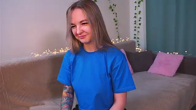 Snapshot of AricaPetties chatting on January 31, 7:11 pm AricaPetties online show from January 31, 7:11 pm