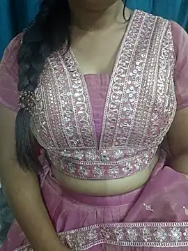 Snapshot of priya__sexxyy chatting on February 20, 12:40 am priya sexxyy online show from February 20, 12:40 am