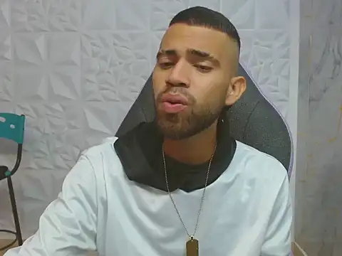 Snapshot of chacorta_ chatting on February 21, 1:01 pm chacorta online show from February 21, 1:01 pm