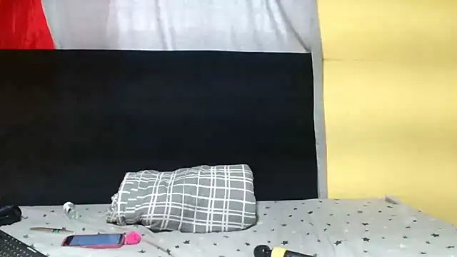 Snapshot of JinglynJuicy22 chatting on March 1, 8:49 am JinglynJuicy22 online show from March 1, 8:49 am