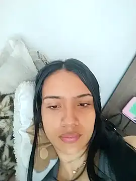 cynliu online show from May 5, 5:43 pm