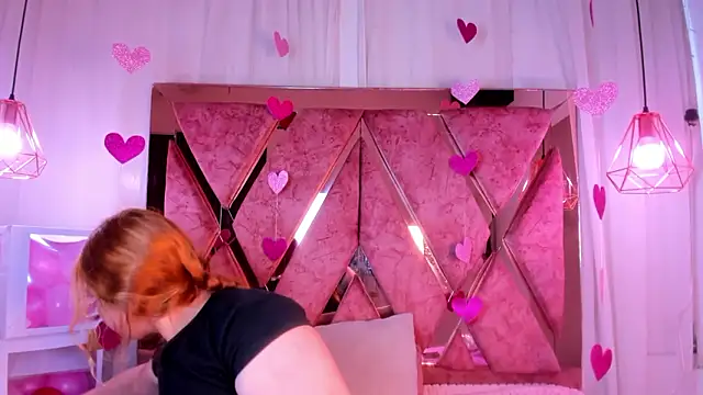 Snapshot of shantal_cooper_ chatting on February 19, 7:10 pm shantal cooper online show from February 19, 7:10 pm