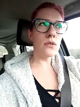 Snapshot of PolomaAndBobo chatting on February 15, 3:42 pm PolomaAndBobo online show from February 15, 3:42 pm