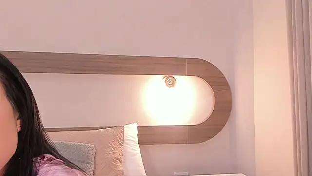 Snapshot of Violeta_sum chatting on May 30, 12:46 pm Violeta sum online show from May 30, 12:46 pm