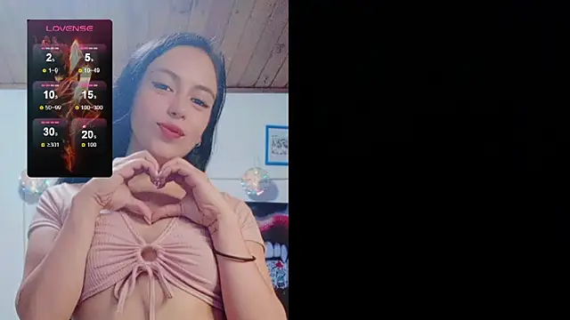 Snapshot of lika_little0 chatting on February 1, 2:43 am lika little0 online show from February 1, 2:43 am