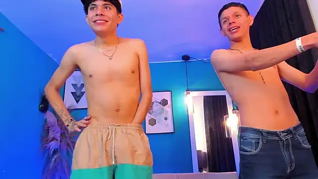 Snapshot of DesiresOfOlympus_ chatting on February 22, 10:47 am DesiresOfOlympus online show from February 22, 10:47 am