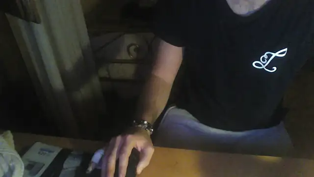 Snapshot of ragazzo200996 chatting on February 23, 7:22 pm ragazzo200996 online show from February 23, 7:22 pm