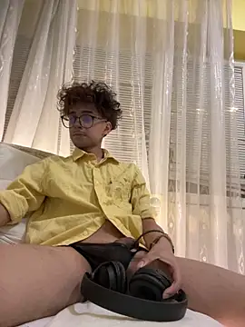 Snapshot of monkeyk1ng chatting on March 12, 6:47 pm monkeyk1ng online show from March 12, 6:47 pm