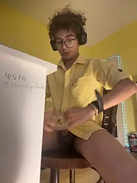 Snapshot of monkeyk1ng chatting on March 14, 4:40 am monkeyk1ng online show from March 14, 4:40 am