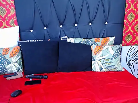 LADY-NESH online show from February 6, 4:32 pm