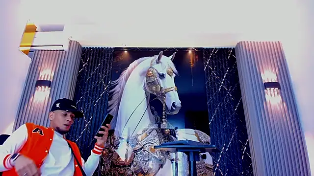 the knights of the night online show from February 8, 3:21 am