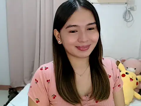 Snapshot of lovely_Janeee chatting on May 14, 12:28 am lovely Janeee online show from May 14, 12:28 am