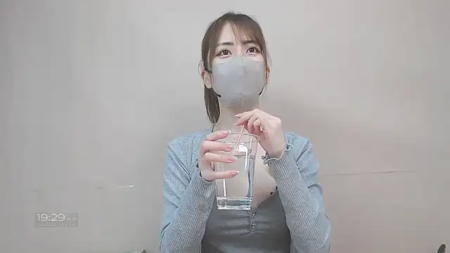 Piko crystal online show from April 12, 10:31 am