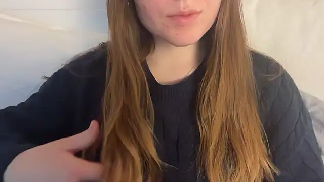 Snapshot of Lucyschickt chatting on May 8, 6:57 pm Lucyschickt online show from May 8, 6:57 pm