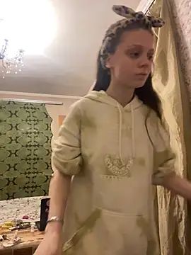 Snapshot of Sierra_Driver chatting on February 10, 5:50 pm Sierra Driver online show from February 10, 5:50 pm