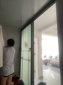 Youyou 12 online show from February 28, 2:56 am