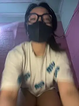 Leeeiuu online show from March 1, 3:14 pm