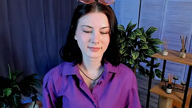 Snapshot of DennisRentz chatting on March 1, 4:09 pm DennisRentz online show from March 1, 4:09 pm