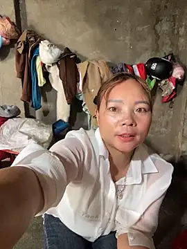 Snapshot of neyney110 chatting on March 19, 2:48 am neyney110 online show from March 19, 2:48 am