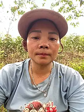 Snapshot of neyney110 chatting on March 28, 4:23 am neyney110 online show from March 28, 4:23 am