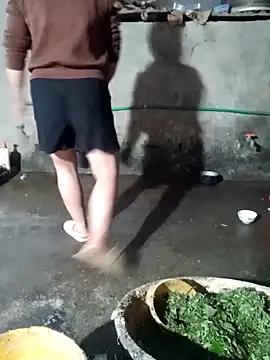 Snapshot of neyney110 chatting on April 4, 10:51 pm neyney110 online show from April 4, 10:51 pm