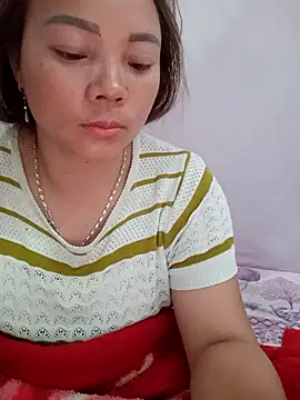 Snapshot of neyney110 chatting on April 12, 2:22 pm neyney110 online show from April 12, 2:22 pm