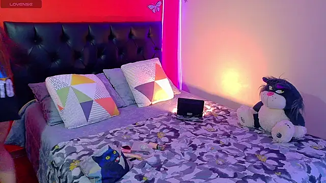 Arytits online show from April 17, 5:16 pm