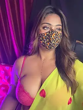 queen-panda online show from March 17, 5:38 pm