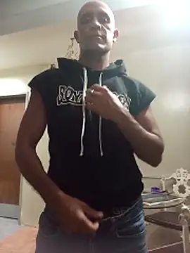 Snapshot of djmorenoo chatting on February 18, 4:25 pm djmorenoo online show from February 18, 4:25 pm