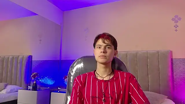 Derek Sinn online show from March 31, 7:47 pm