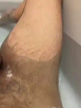 Snapshot of showtimebobby2424 chatting on February 24, 9:46 pm showtimebobby2424 online show from February 24, 9:46 pm