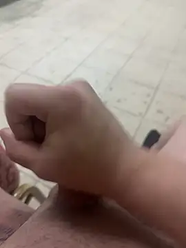 Snapshot of Can3438q chatting on February 13, 9:00 pm Can3438q online show from February 13, 9:00 pm