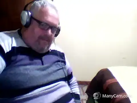 swichcassanesi online show from April 15, 7:58 pm