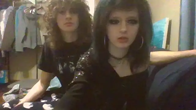 emoprincessxD online show from February 10, 3:43 am