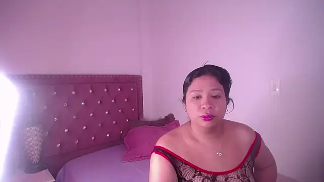 Snapshot of miafuegolatino chatting on June 9, 3:07 am miafuegolatino online show from June 9, 3:07 am