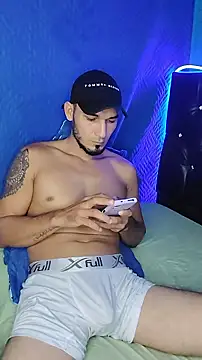 Snapshot of junior_men22 chatting on February 9, 12:20 pm junior men22 online show from February 9, 12:20 pm