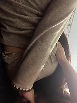 Snapshot of kimoanh102 chatting on February 12, 2:45 pm kimoanh102 online show from February 12, 2:45 pm