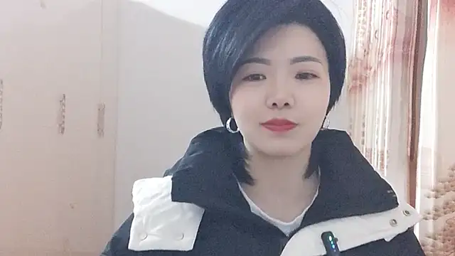 Snapshot of Nikishine chatting on February 8, 12:08 pm Nikishine online show from February 8, 12:08 pm