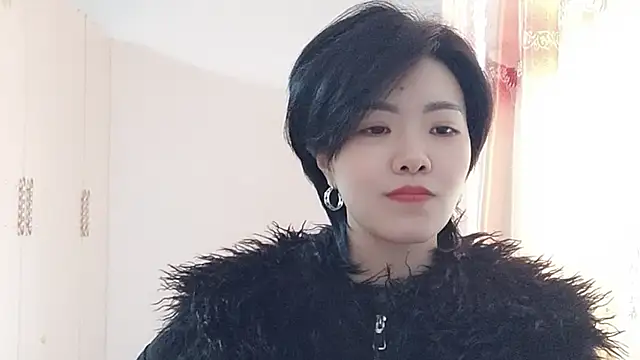 Snapshot of Nikishine chatting on February 19, 6:09 am Nikishine online show from February 19, 6:09 am